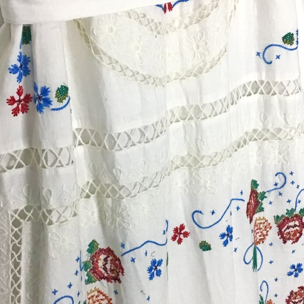 FARM RIO White Multi Colored Embroidered Scarf Maxi Dress - Picture 9 of 16